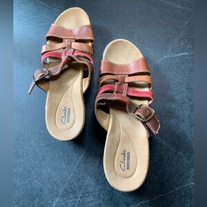 CLARKS | Lexie Alloy Wedge Sandals  | Sz 9